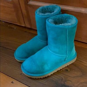 Girls UGG boots size 13